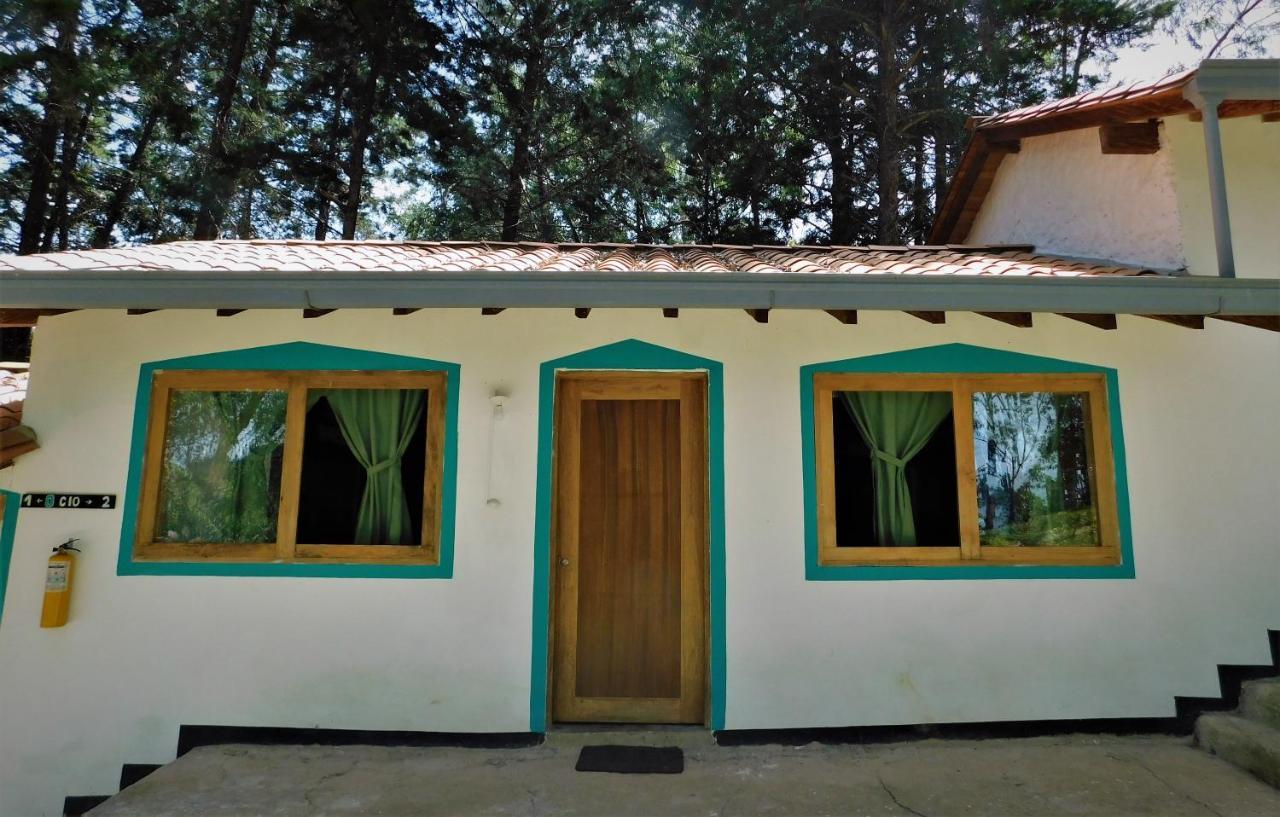 Bacoa Hostel Guatapé Esterno foto
